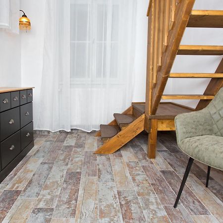 Liberte Apartments Орадя Экстерьер фото