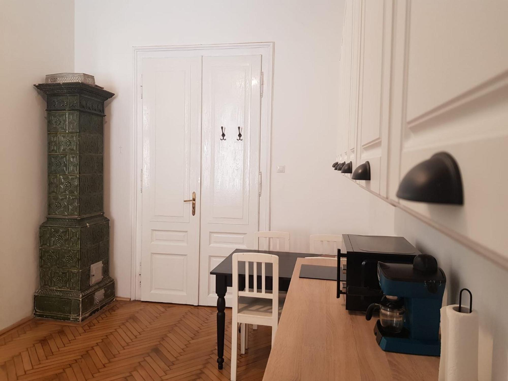 Liberte Apartments Орадя Номер фото