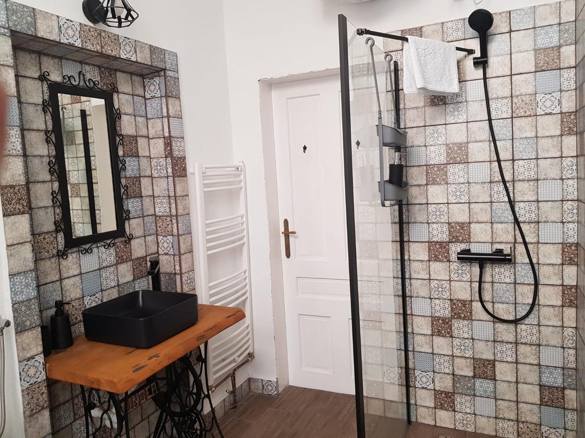 Liberte Apartments Орадя Номер фото